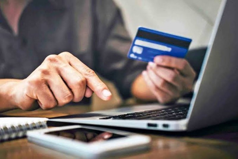 یک کلیک تا خالی‌شدن حساب؛ مراقب این پیام‌های جعلی باشید