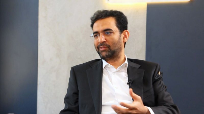 کنایه تند آذری جهرمی به کوچک زاده / چرا بازی را بر هم می‌زنید، آقای «راننده رفسنجانی»؟