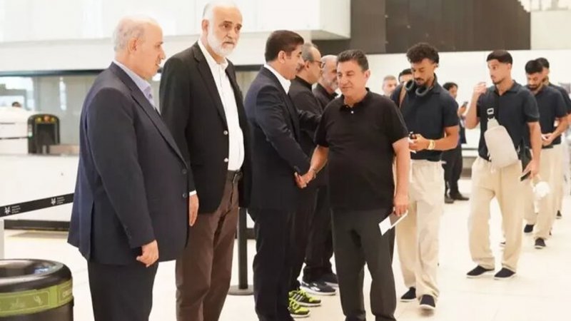 مذاکره پنهانی تاج با جانشین قلعه‌نویی؛ سرمربی پرسپولیسی برای نیمکت تیم ملی به ایران می‌آید